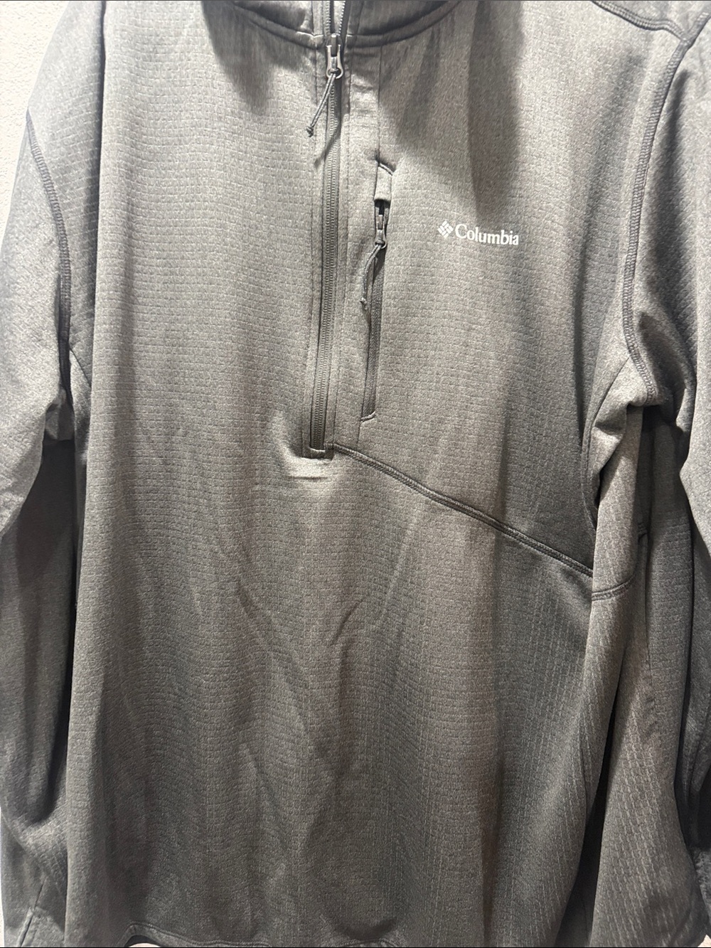 Columbia Men's Dark Gray 1/4 Zip Lightweight Pullover